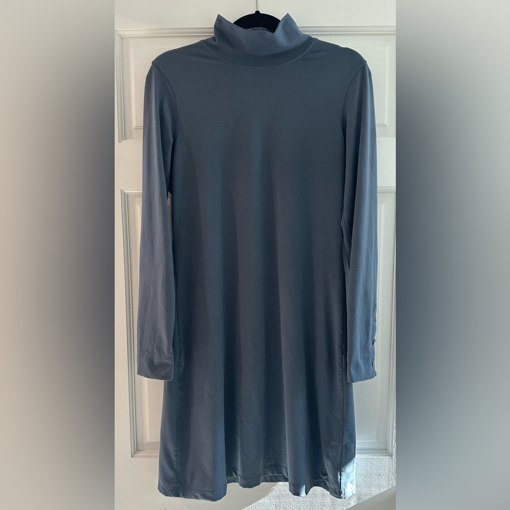 Soft! Women’s Title Nine Dress Size Medium